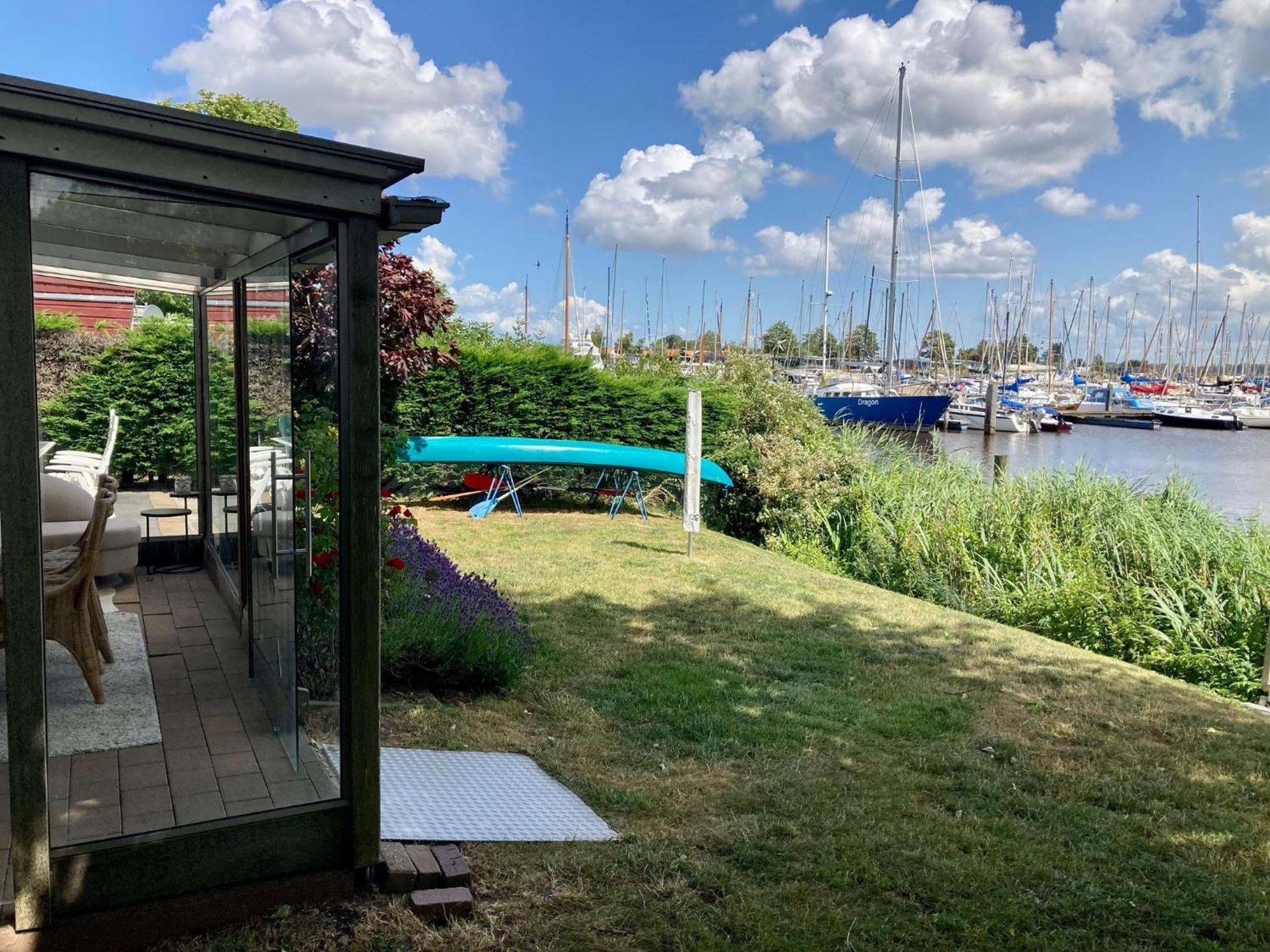 4 Pers Holiday Home Hilla With Winter Garden In Front Of The Dike Directly On The Lauwersmeer Anjum Luaran gambar